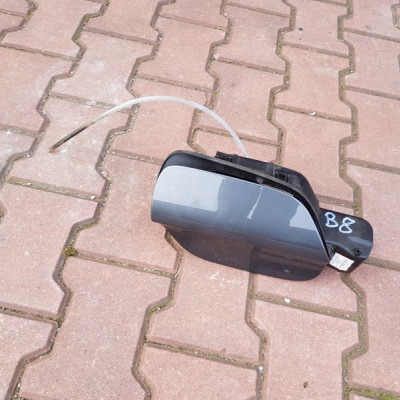 Klapka wlewu paliwa Passat B8 3G5809857C