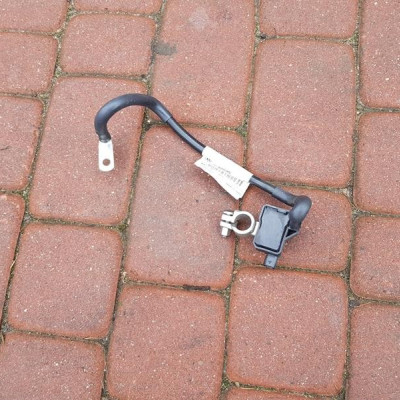 Klema czujnik uderzenia akumu Audi Q3 1K0915181L