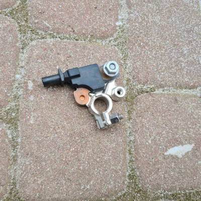 Klema czujnik uderzeniowy Opel Insignia 23109580