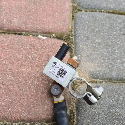 Klema minusowa Opel Insignia B 13526053