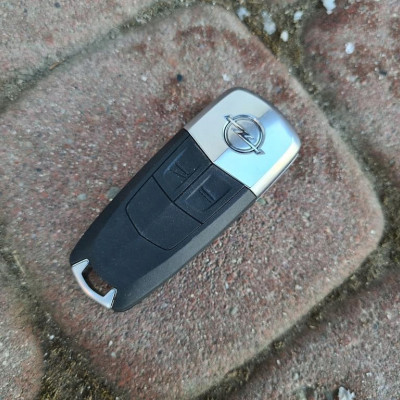 Kluczyk obudowa przyciski Opel Astra H Zafira B