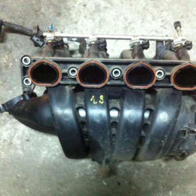 Kolektor ssący 1.8 Vecta C Signum Astra Zafira