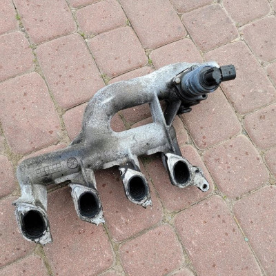 Kolektor ssący 1.9DCI Vivaro Trafic 8200145097