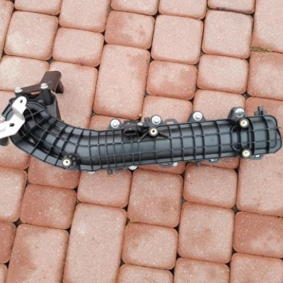 Kolektor ssący OPEL Insignia B20DTH 55578249