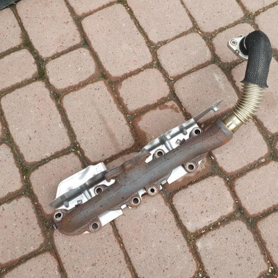 Kolektor wydechowy 1.6D Opel Astra K V 55491382