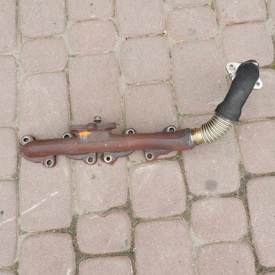 Kolektor wydechowy Opel Astra K V 55491382