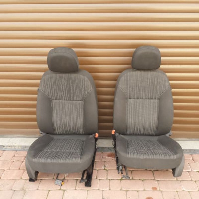 Komplet foteli siedzenia Opel Astra J IV 4 kombi