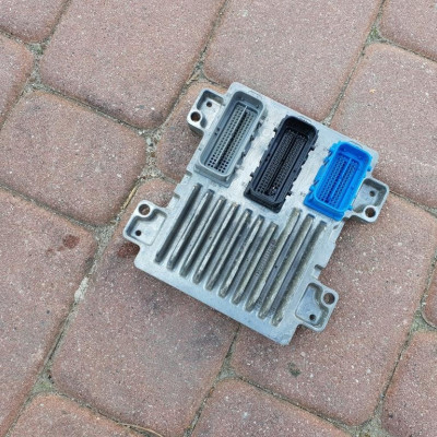 Komputer sterownik Opel Astra J 4 IV ABJN 12654137