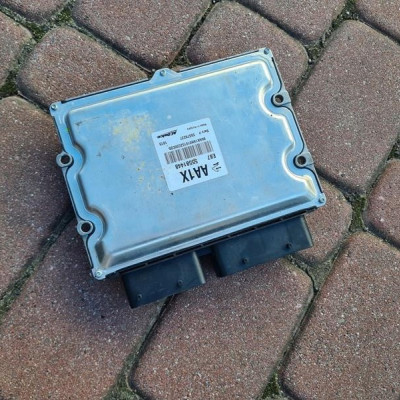 Komputer sterownik silnika Opel Meriva B 55581448