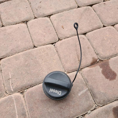 Korek wlew paliwa zakretka OPEL Mokka