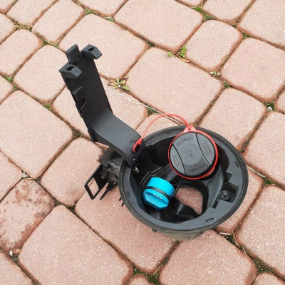 Korek wlewu paliwa Adblue Opel Zafira C 13399839