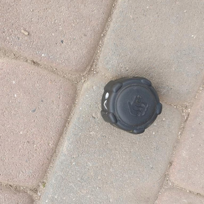 Korek zbiorniczka wody chłodzącego VIVARO TRAFIC