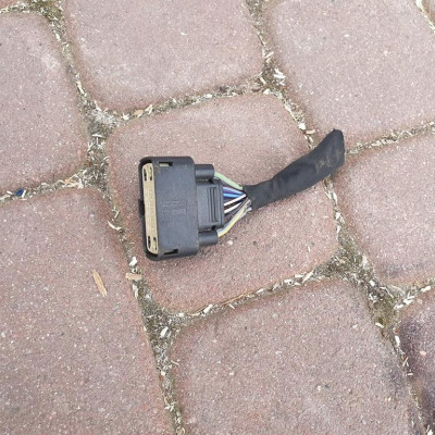 Kostka wtyczka Opel Insignia PDC Parkowania FL