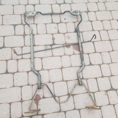 Kosz na koło zapasowe Vivaro B Trafic III