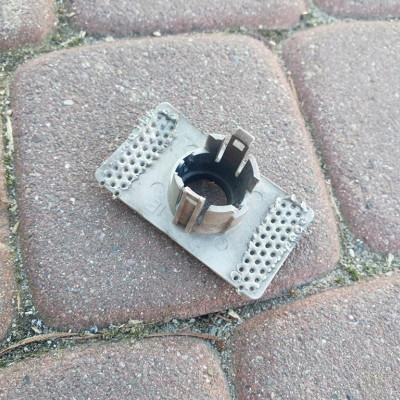 Koszyk czujnika PDC E Opel Insignia