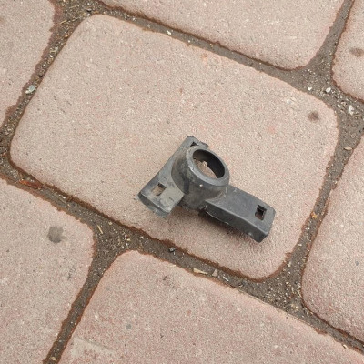 Koszyk mocowanie czujnika PDC Opel Astra K 5 V 39069829