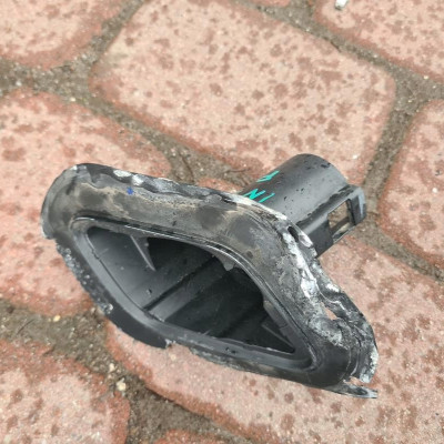 Koszyk mocowanie spryskiwacza Opel Insignia FL