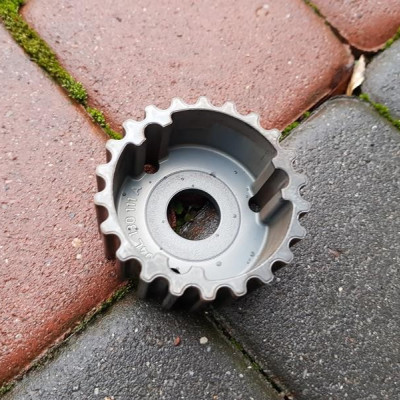 Koło pasowe głowicy 2.0 Audi Q3 04L130111A 2017r