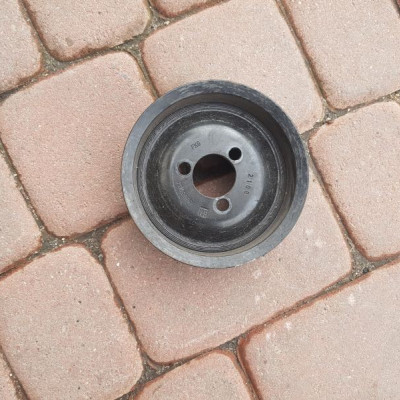 Koło pasowe pompy A16XER Opel Insignia 55565004