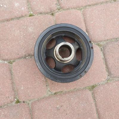 Koło pasowe wału Mercedes CLS W218 A6420300403