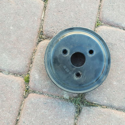 Koło pompy wody Opel Astra J IV 90531737