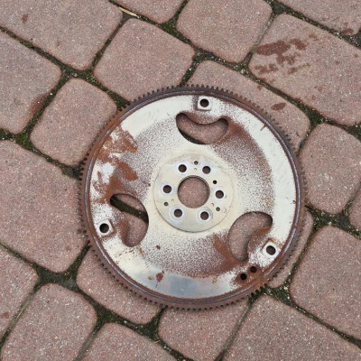 Koło zamachowe 1.6 Opel Astra J IV 55565760