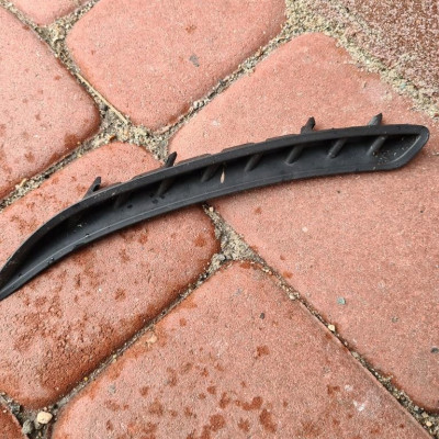 Krakta boczna zderzaka OPC Opel Insignia 13267829