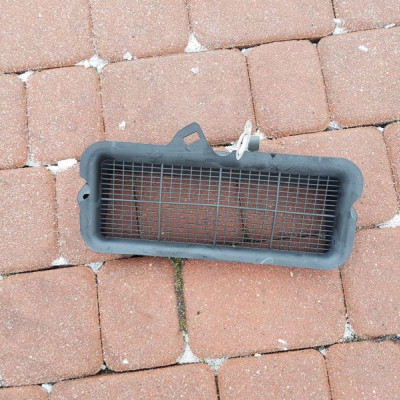 Kratka nagrzewnicy powietrza Passat B8 5Q0815479