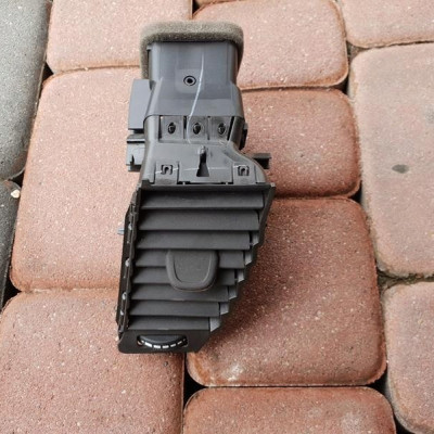 Kratka nawiewu dmuchawa Opel Astra K 13406757