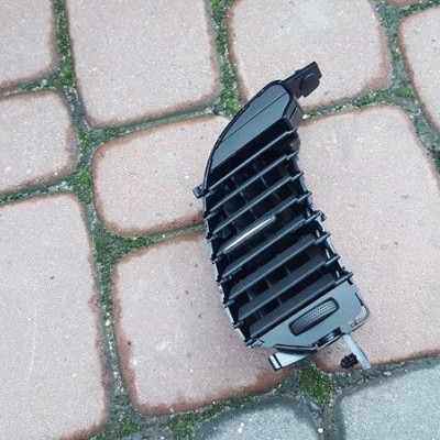 Kratka nawiewu nadmuch Renault Captur 001348987