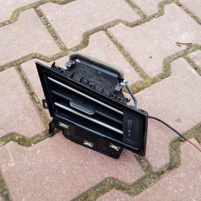 Kratka nawiewu nawiew Passat B8 3G2819702