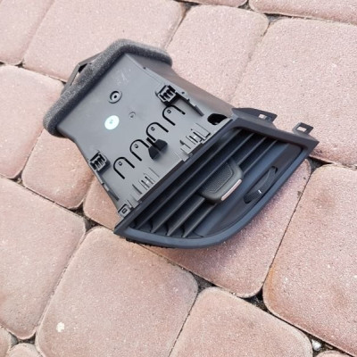 Kratka nawiewu wlot powietrza Opel Zafira C