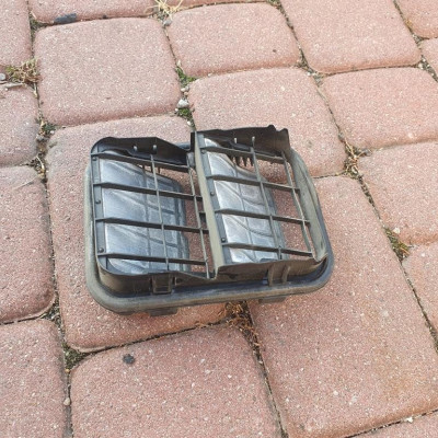 Kratka wentylacyjna nawiew Vivaro B Trafic III