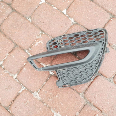 Kratka zderzaka kierunku Opel Astra J IV 13398799