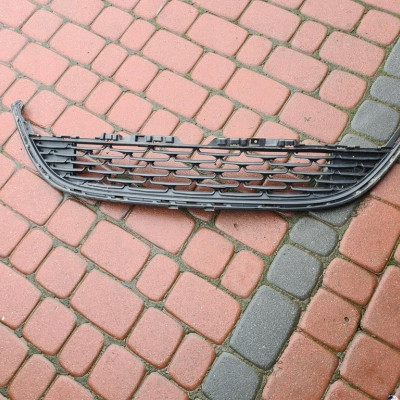 Kratka zderzaka przód FL LIFT Opel Astra J IV 4