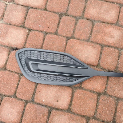 Kratka zderzaka przód FL Opel Astra K V 39130511