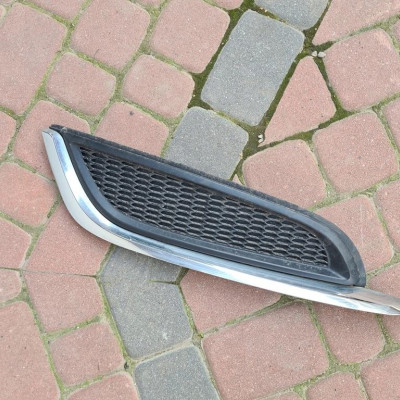 Kratka zderzaka przód LIFT Opel Insignia 22787163