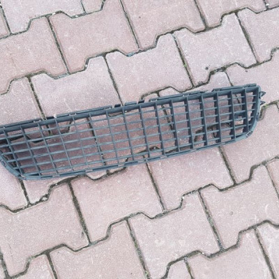 KRATKA ZDERZAKA PRZÓD OPEL VECTRA C 13182906