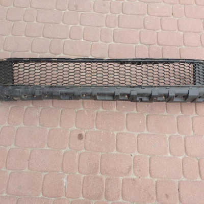 Kratka zderzaka Vivaro B Trafic III 622544919R