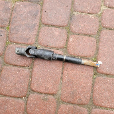 Krzyżak drążek kolumny Anglik Vivaro Trafic