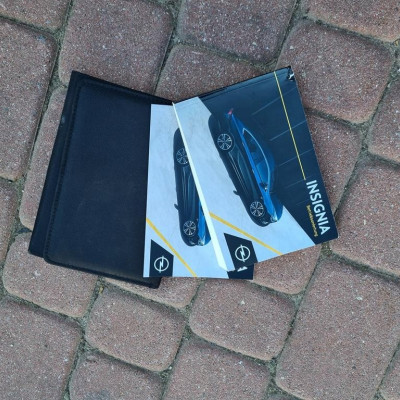 Książka serwisowa Opel Insignia