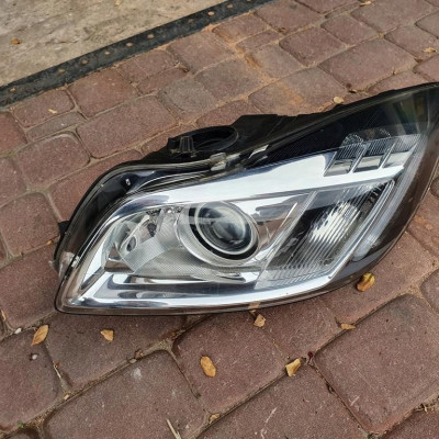 Lampa lampy bi-xenon LED sprawny Opel Insignia