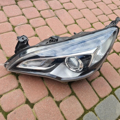 Lampa przód lewa Anglik Opel Astra J IV 13281282