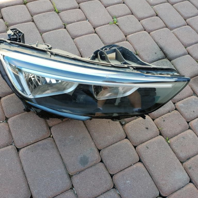 Lampa przód prawy Opel Insignia B 2017r 13460188