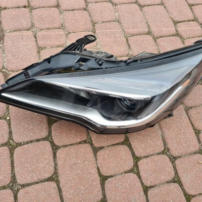 Lampa przód przednia lewa Opel Astra K V 39077800