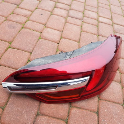 Lampa tylna prawa kombi LED Opel Insignia 39024223