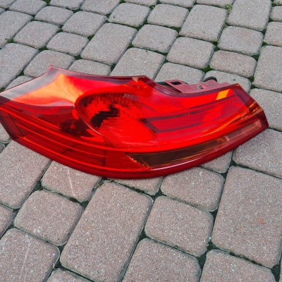 Lampa tył tylna lewa UK Opel Insignia 13277877