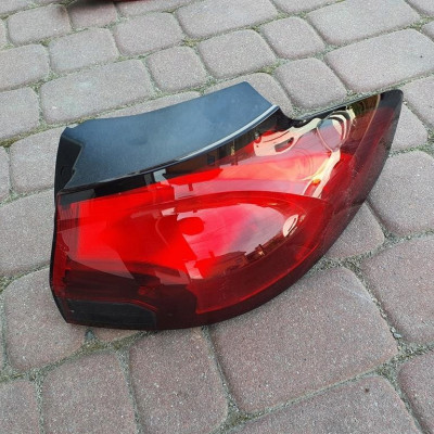 Lampa tył tylna nie ledowa Opel Zafira C 39033313