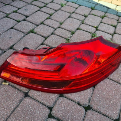 Lampa tył tylna prawa UK Opel Insignia 13277878