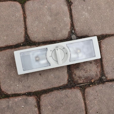 Lampka kabiny wnetrza VW Jetta 5C6 6Q0947291B